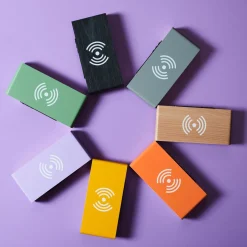 La Chaise Longue Horloge & Réveil-REVEIL CHARGEUR BOIS NATUREL